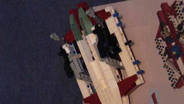 v19 starfighter lego